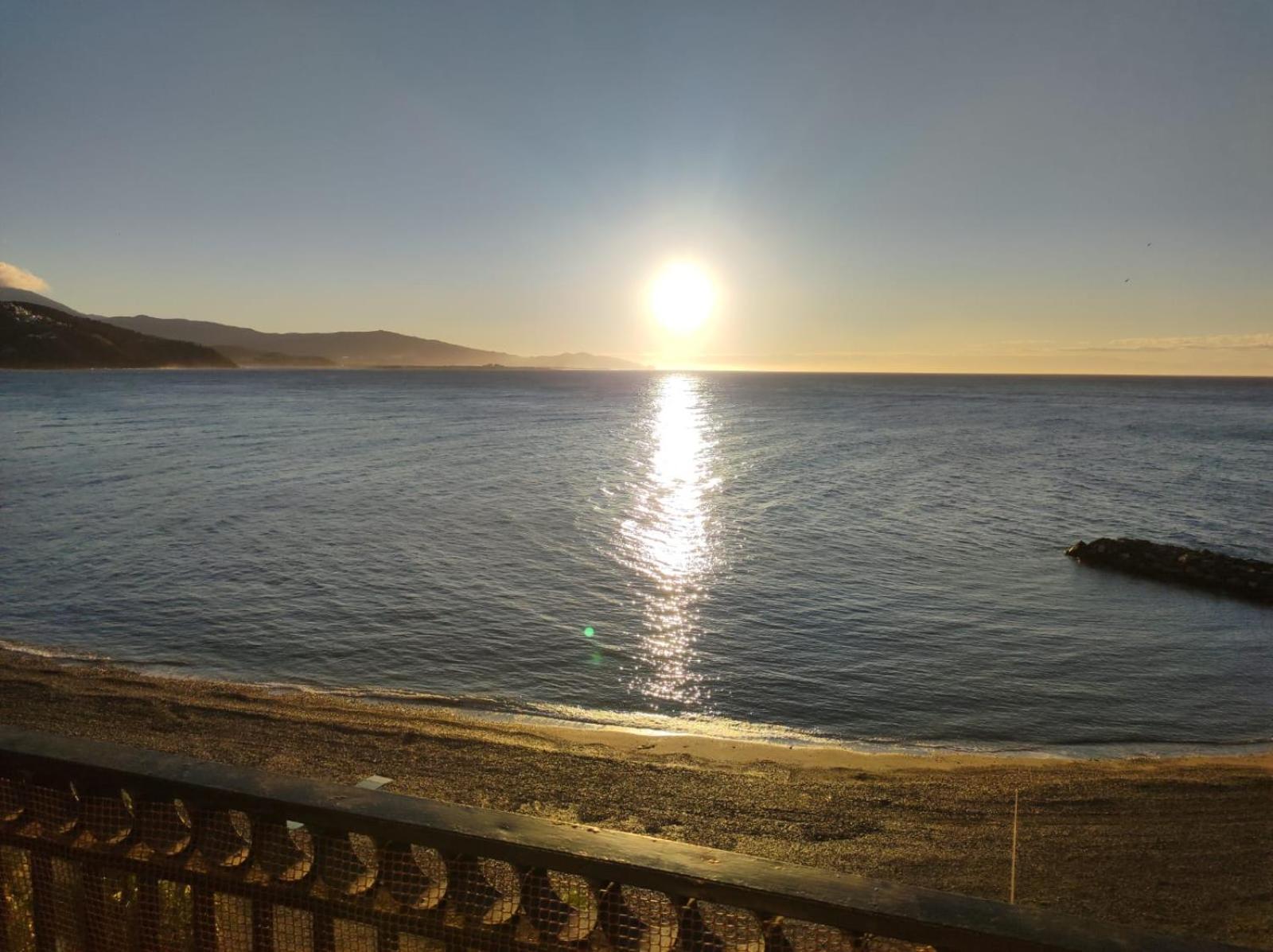 Balcon Playa Y Piscina Velimar Pondos Almunecar Exterior foto